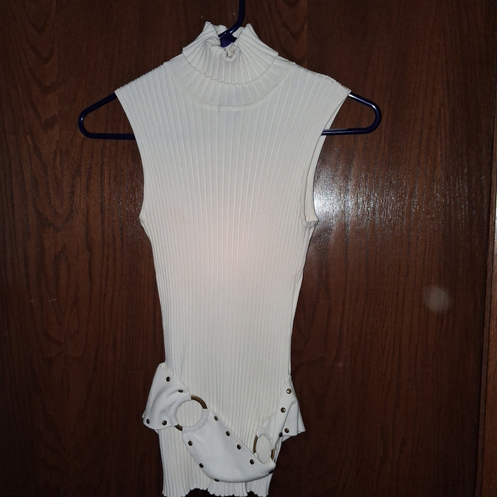 Tracy M Cream Ribbed Sleeveless Top